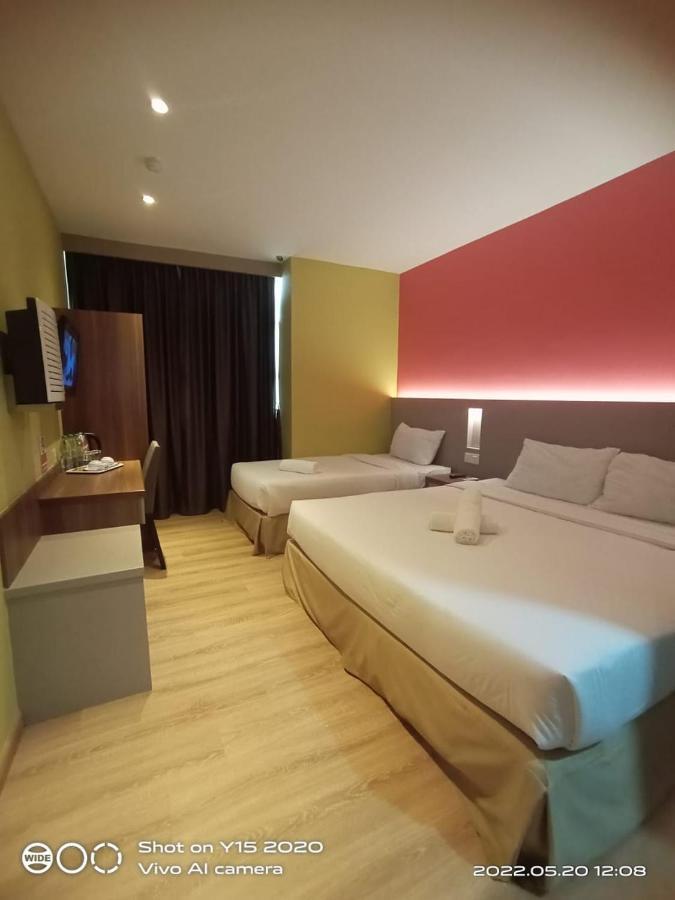 Yee Hotel Permas Jaya Джохор-Бару Екстер'єр фото