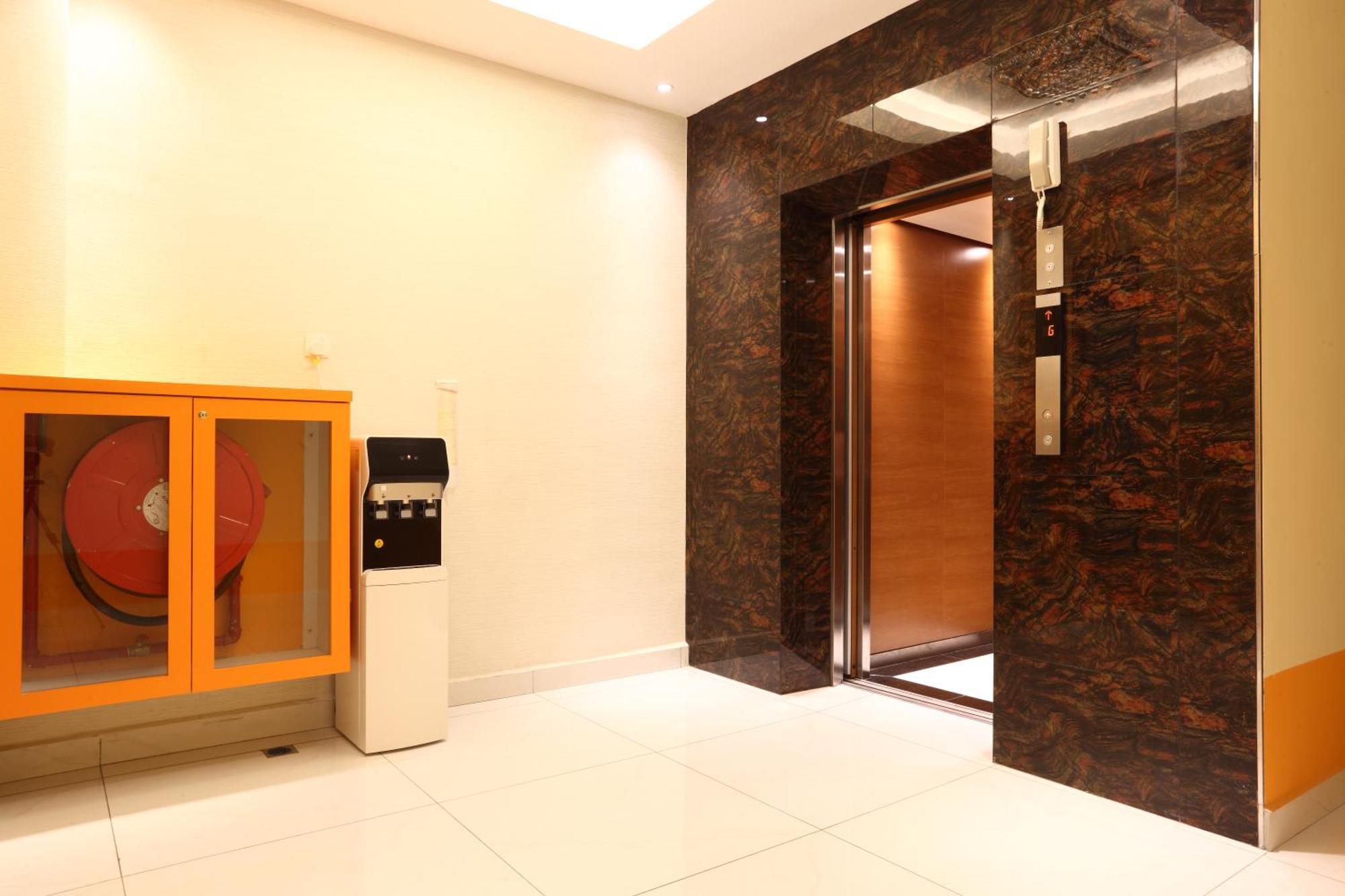 Yee Hotel Permas Jaya Джохор-Бару Екстер'єр фото